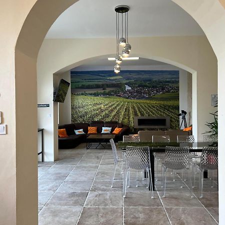 Domaine-De-La-Borde A Epernay Panzió Mardeuil Kültér fotó